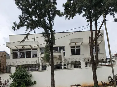 Family Home Walking Distance to Cambridge School Addis Ababa Ethiopi — Yeka, Addis Ababa