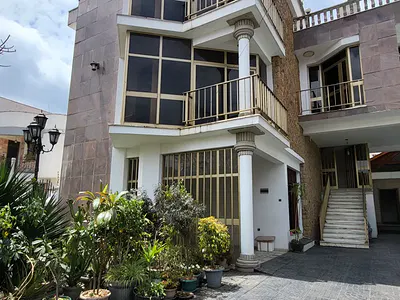 Family Home Old Airport — Nifas Silk-Lafto, Addis Ababa