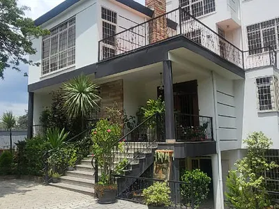 Exceptional Family Residence Walking Distance to the African Union — Kirkos, Addis Ababa