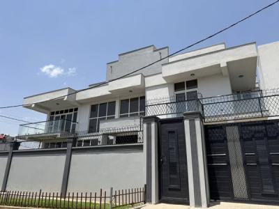 Neat and Tidy 5 Bedroom Family Residence, Bole, Bole, Addis Ababa, House for Rent