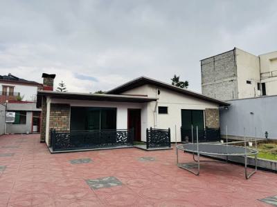 Renovated 3 Bedroom Villa, Kirkos, Kirkos, Addis Ababa, House for Sale