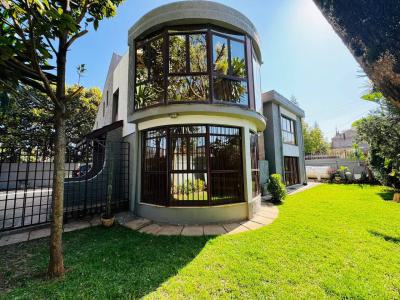 Well Established 3 Bedroom Villa, Bole, Bole, Addis Ababa, House for Rent