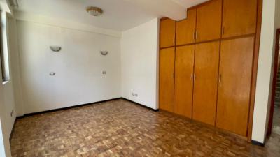 Main House Features (g+2):  5 Spacious Rooms (ideal for Office Setup), Bole, Bole, Addis Ababa, Office Space for Rent